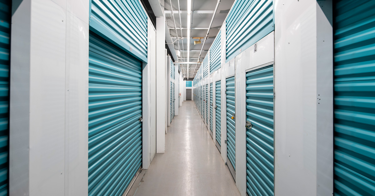 How Storage Facilities in Scarborough Can Help Sell Your Home