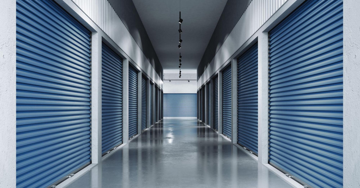 Garage or Crowley Storage Units? The Top 5 Reasons You Should Choose Self Storage