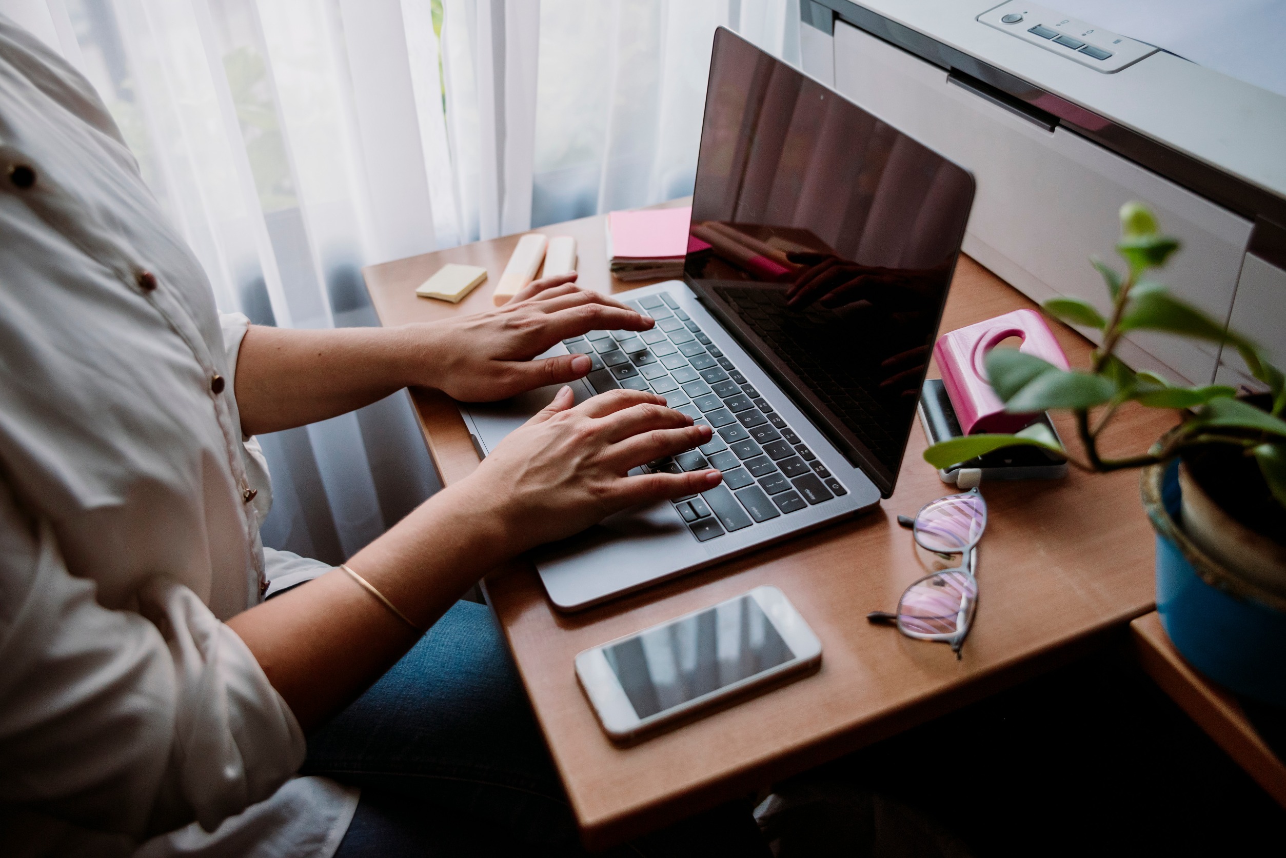 Working from Home? How a Self Storage Unit Can Boost Your Productivity