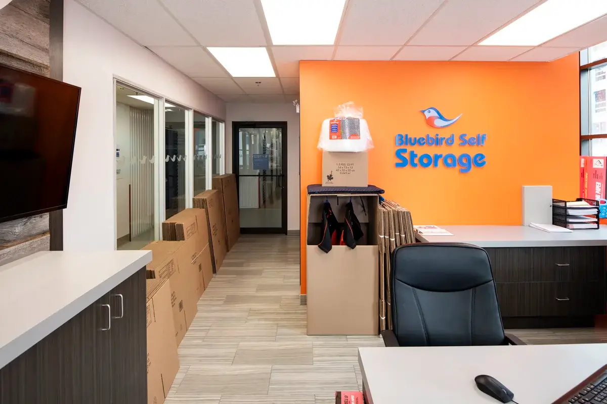 self storage service desk hamilton
