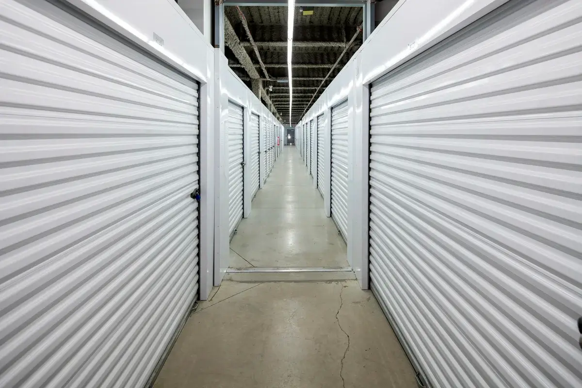 self storage units woodbridge