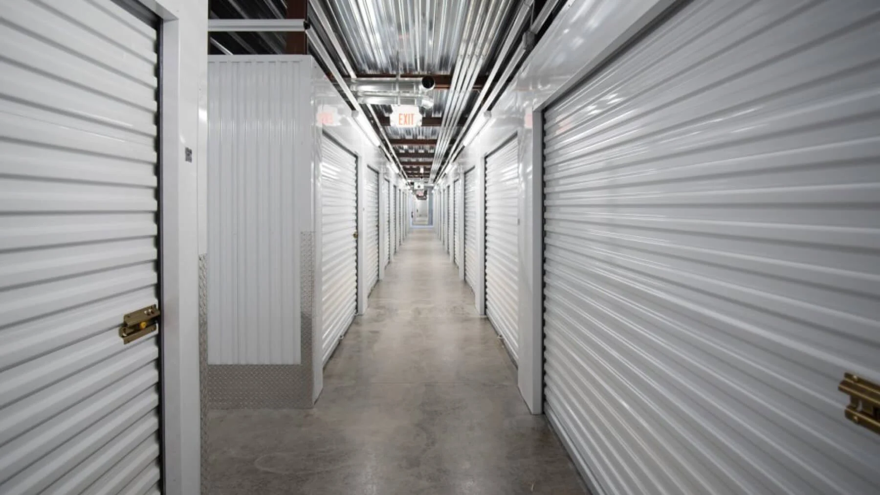 self storage units peachtree city