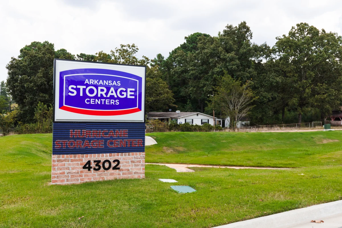 Climate-controlled-storage-Bryant