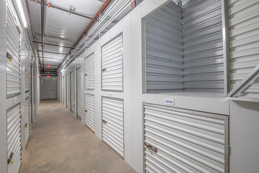 storage units in winston salem country club