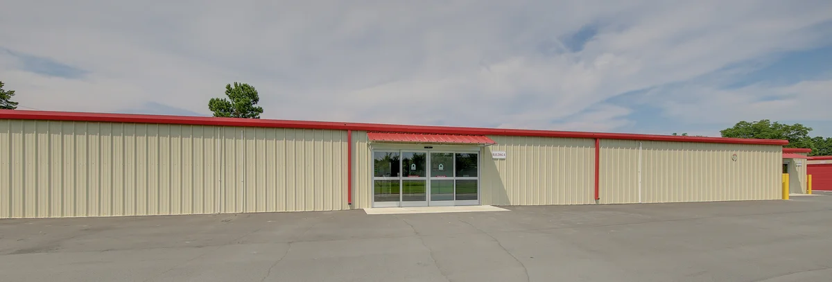 self-storage-facility-gibsonville