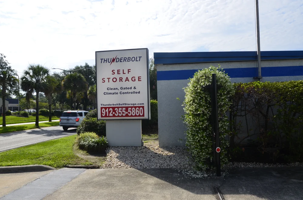 thunderbolt self storage savannah