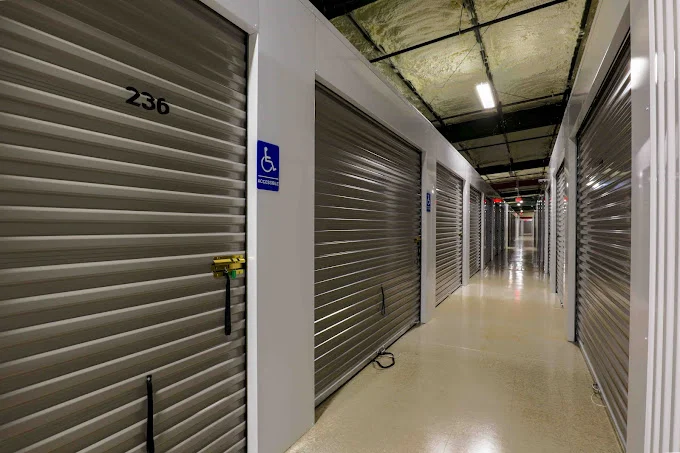 climate controlled self storage units