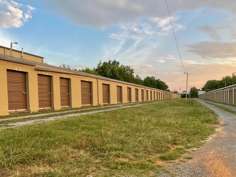 Climate controlled storage units Fort Payne