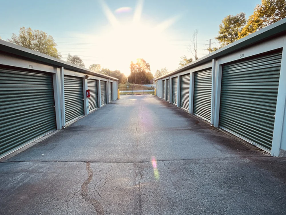 secure self storage units