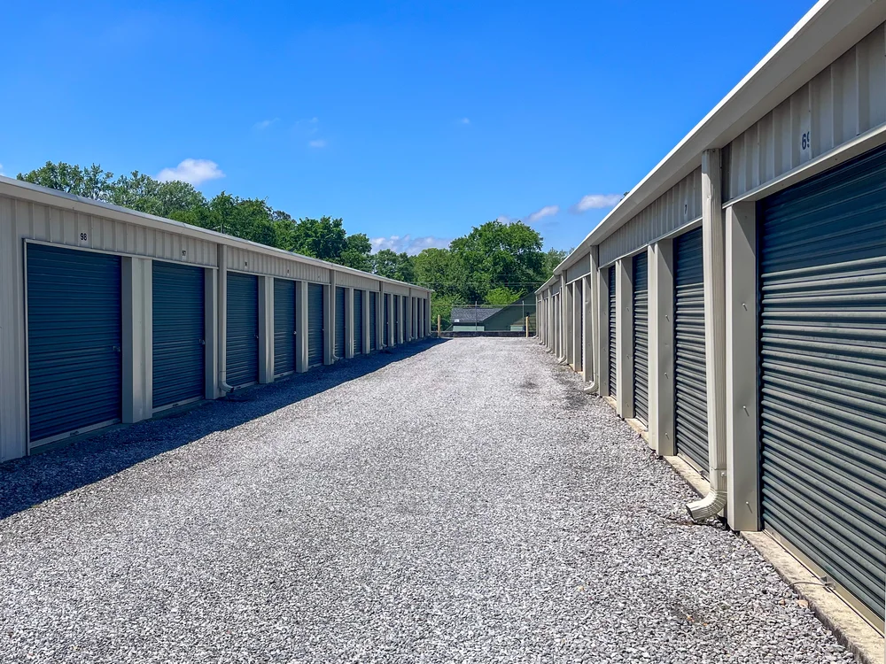 storage units rome