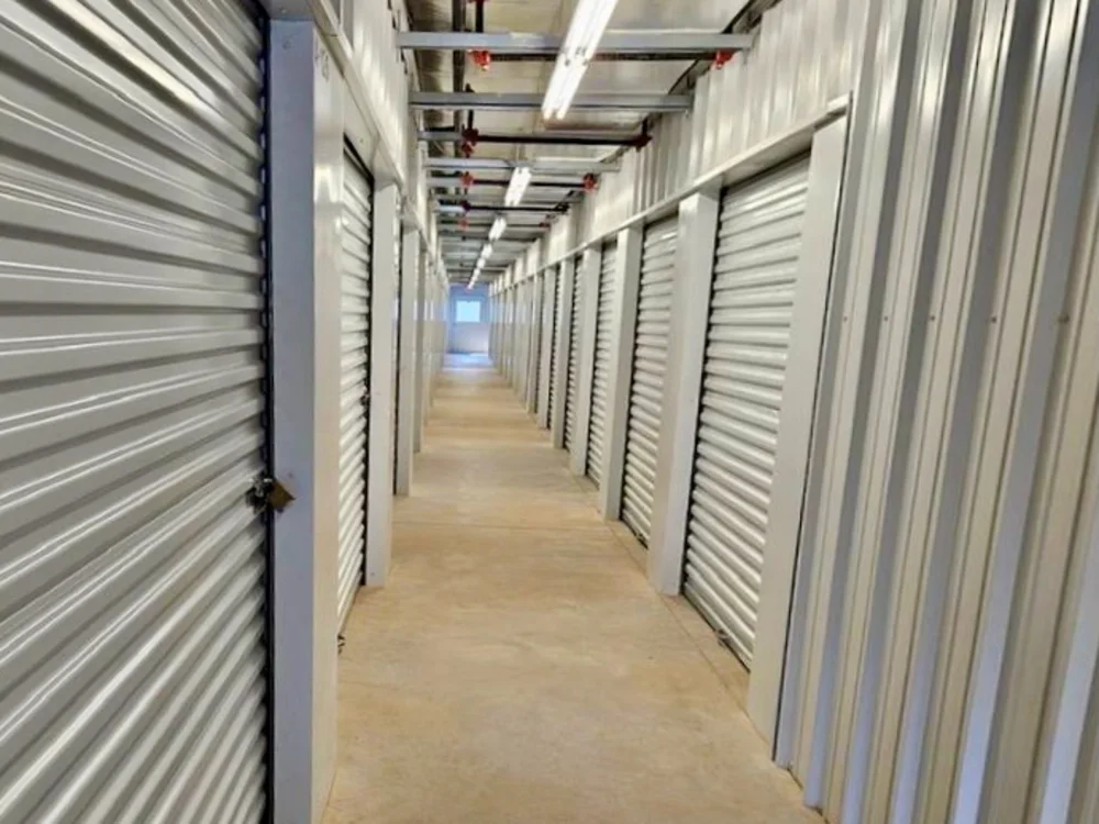 storage units in mobile