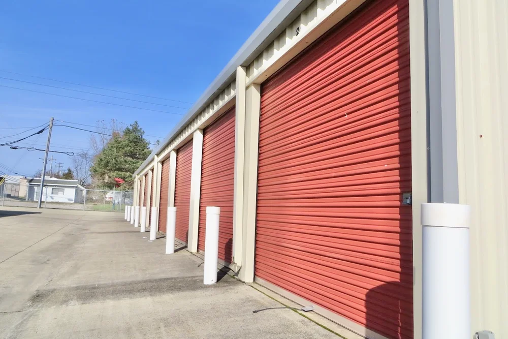 large storage unit