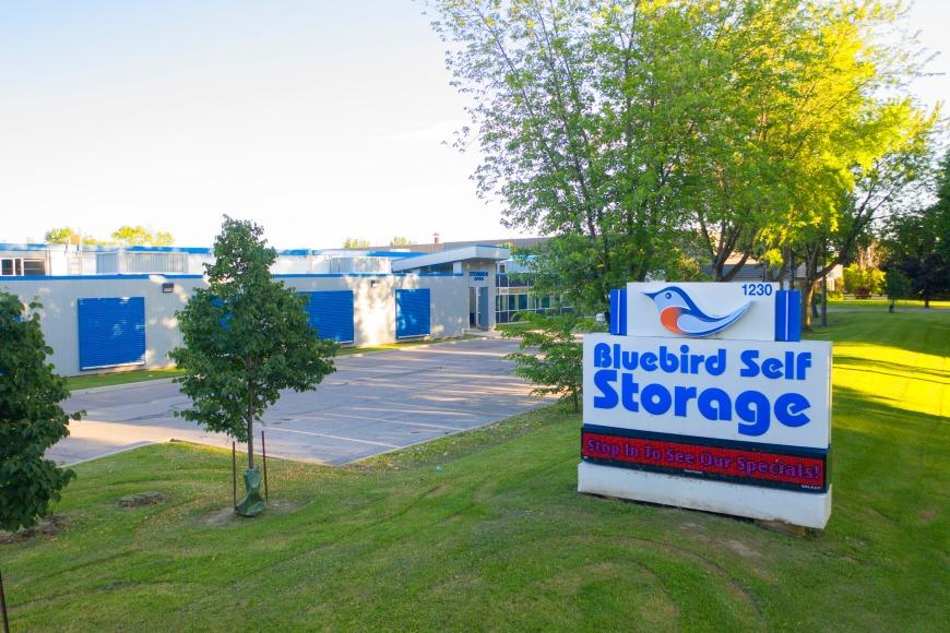 Bluebird Self Storage - Mississauga - Lakeshore