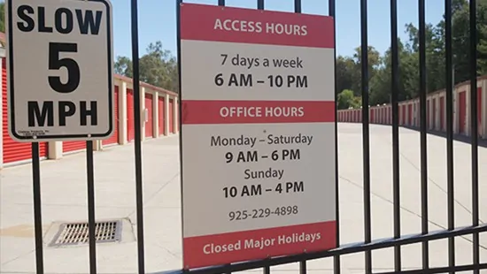 Security Public Storage - Martinez